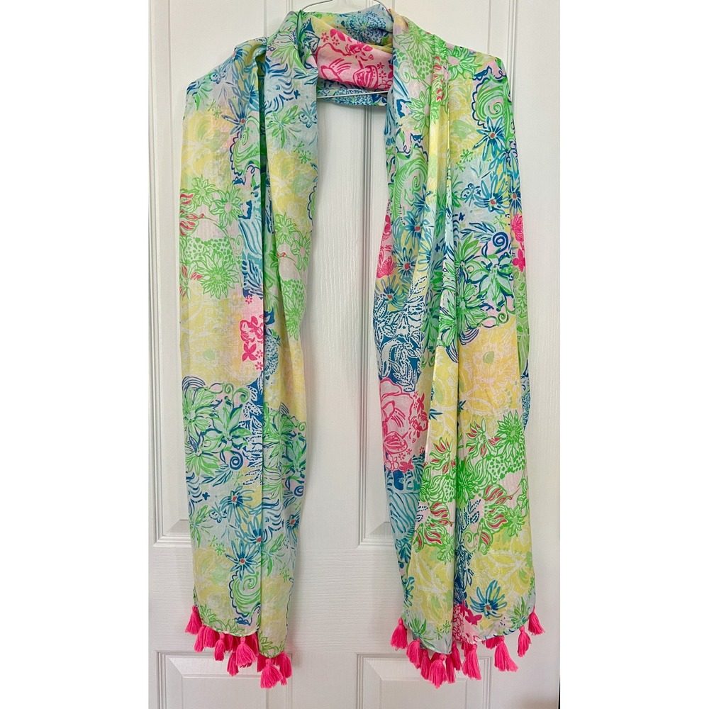 Lilly Pulitzer Resort Scarf Wrap Cheek to Cheek Floral Print Pink Tassels 82x30
